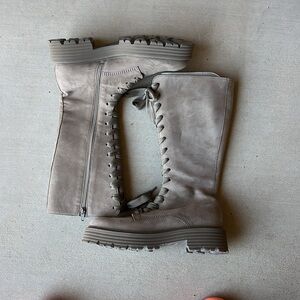 Lace-Up Women's Boots